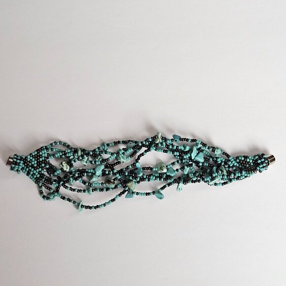 7" Turquoise Style Bead & Stone Bracelet w/ Magnetic Closure - Picture 8 of 12